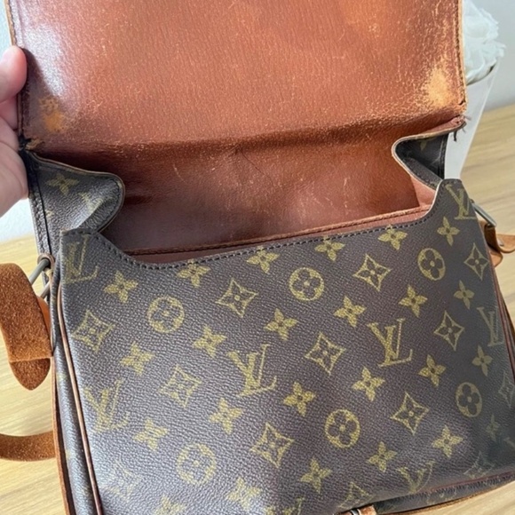 Vintage Louis Vuitton Monogram Cartouchiere - Picture 6 of 10